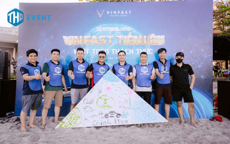 Teambuilding Bai Bien Cua Lo 9