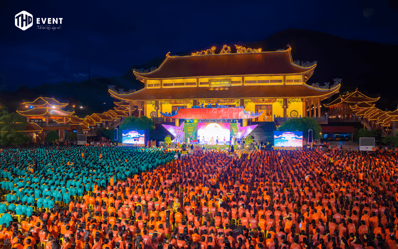 Top 7 Dia Diem Chua Noi Tieng 4